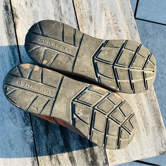 Burberry Ramsey Brown Sneakers - Picture 13 of 16